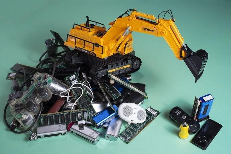 Как выглядит электронный мусор. Фото: Университет ООН/Yassyn Sidki